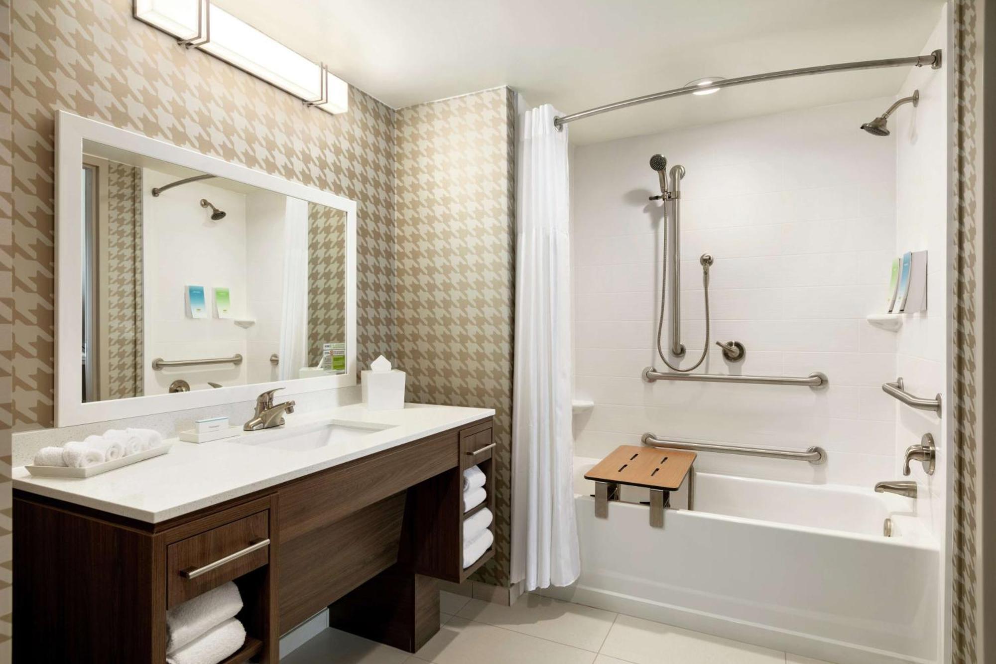 Home2 Suites By Hilton Brandon Tampa Экстерьер фото